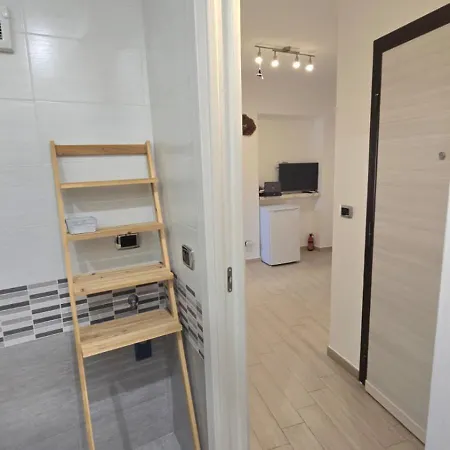Pure Minimal Loft Barivecchia Old Town