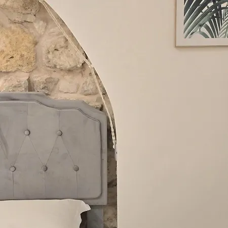 아파트 Pure Minimal Loft Barivecchia Old Town *